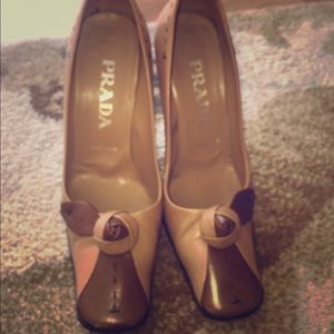 Pre-owned PRADA beige & brown pumps rose Sz 8